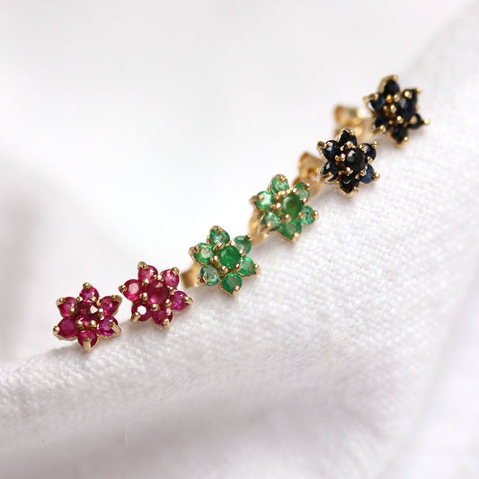 Boucles d'oreilles à tige en or jaune 9 carats avec pierres précieuses et zircones cubiques