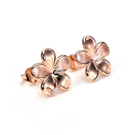 Boucles d'oreilles à tige en or rose 9 carats avec pétales de fleurs