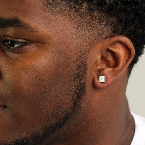 Boucle d'oreille simple en argent sterling avec as de pique bombé pour homme