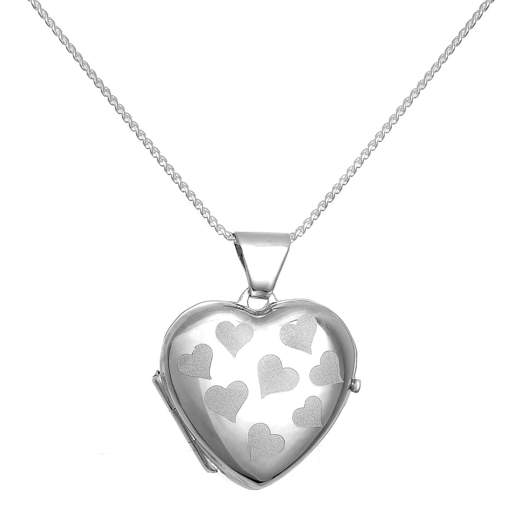 Médaillon en argent sterling avec cœurs mats sur chaîne