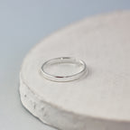 Bague d'orteil unie réglable en argent sterling de 2 mm