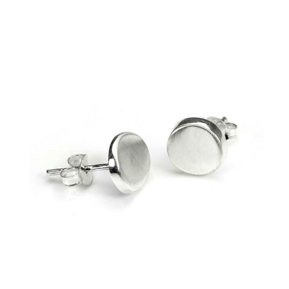 Boucles d'oreilles à tige en argent sterling brossé de 8 mm
