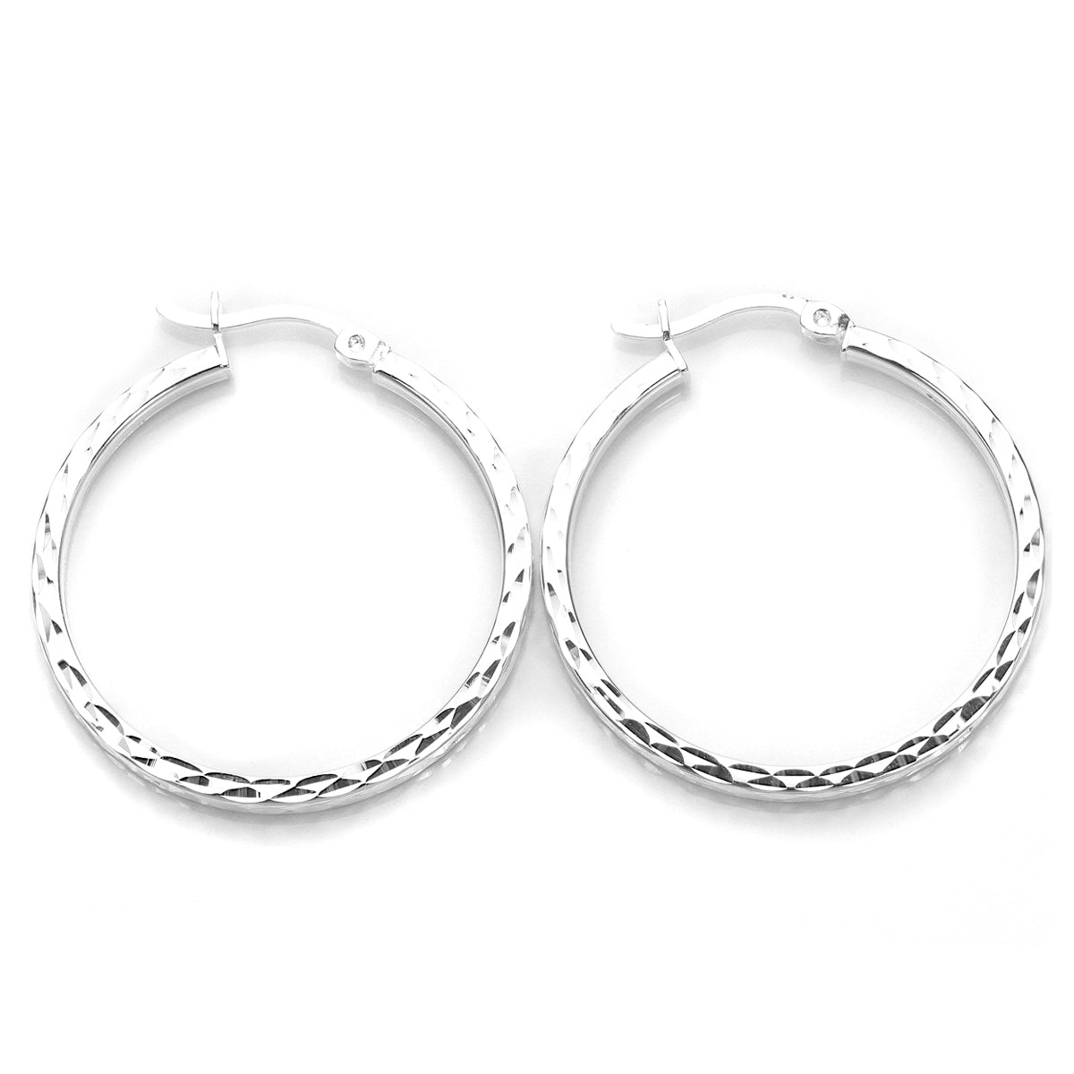 Boucles d'oreilles créoles carrées en argent sterling taille diamant