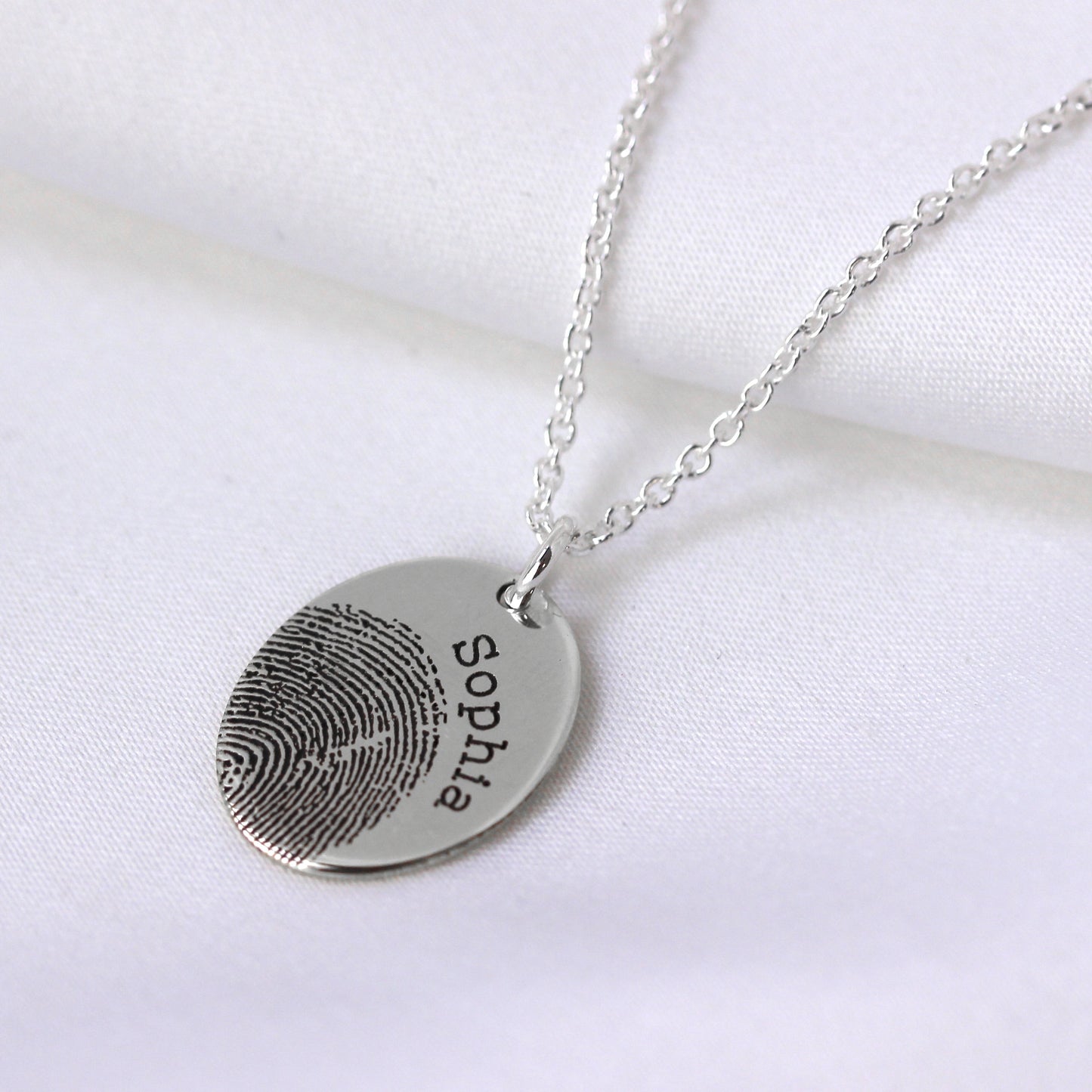 Pendentif ovale personnalisé en argent sterling avec empreinte digitale