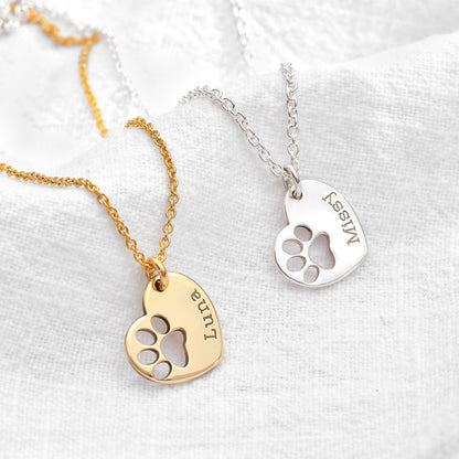Collier personnalisé en argent sterling avec nom de patte et cœur