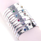 Bracelet jonc en argent sterling et cristal CZ avec pierre de naissance en forme de cœur