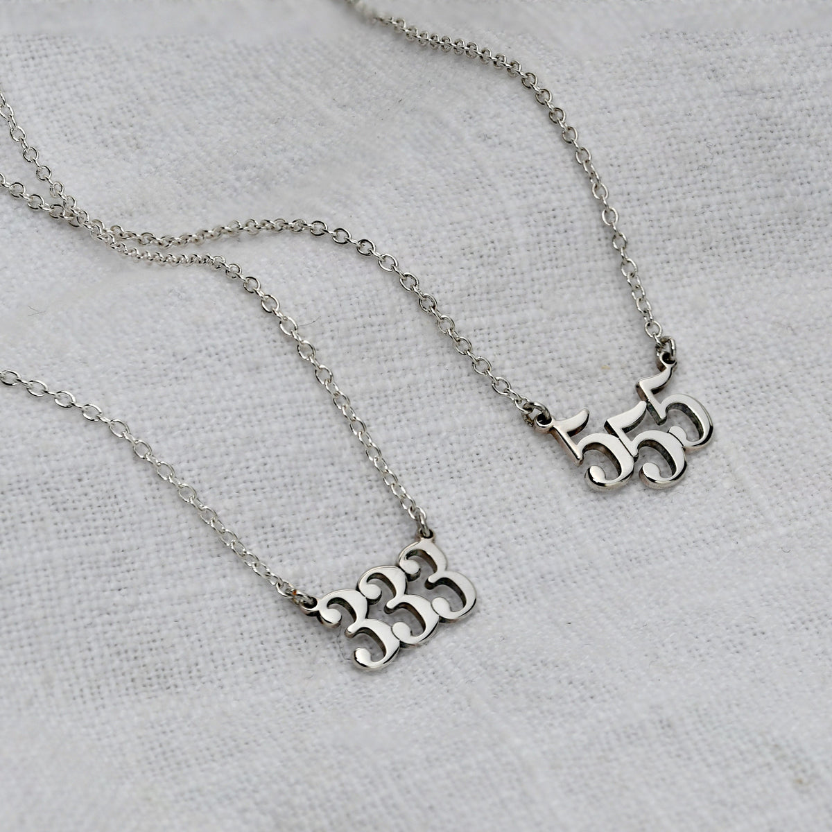 Collier personnalisé en argent sterling avec numéro d'ange
