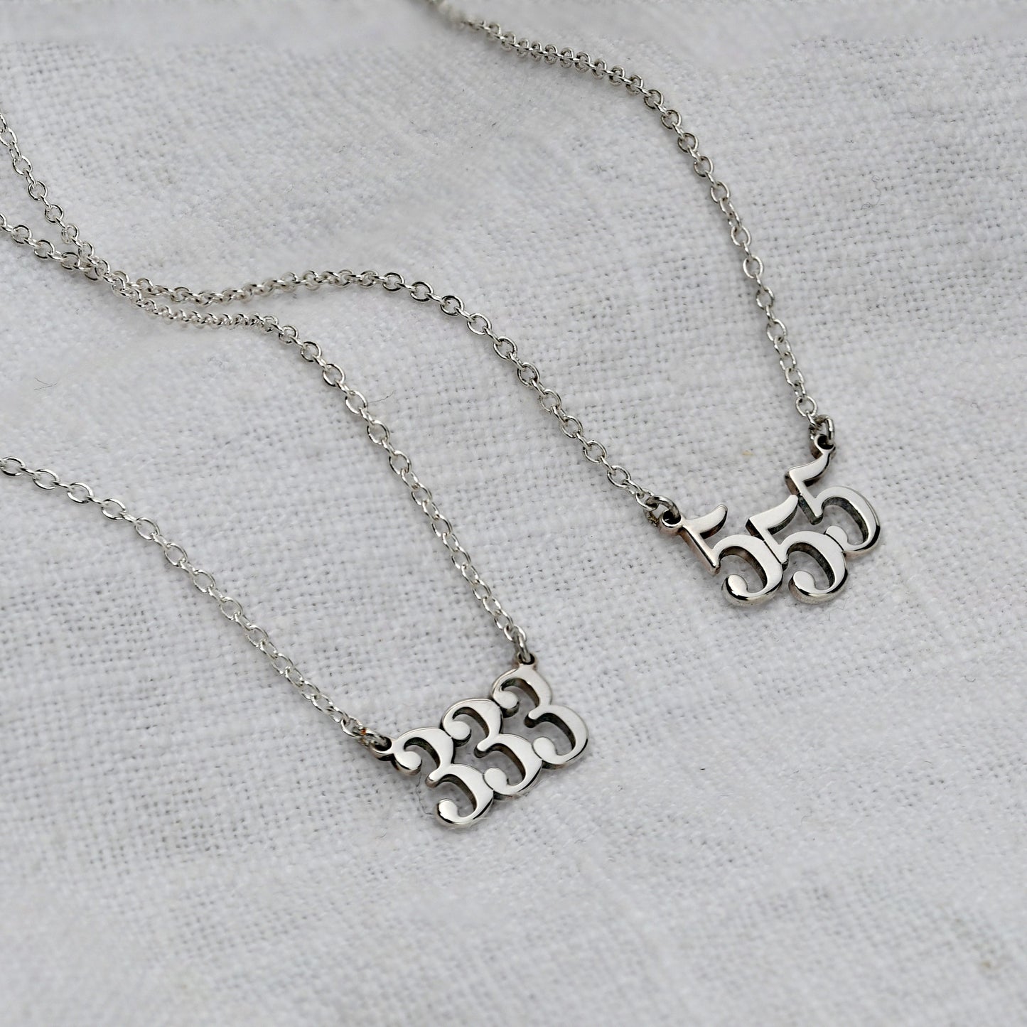 Collier personnalisé en argent sterling avec numéro d'ange