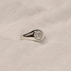 Chevalière ronde personnalisée en argent sterling avec initiale motif soleil, taille 49 à 70