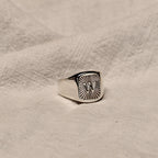 Chevalière carrée personnalisée en argent sterling avec initiale motif soleil, taille 53 à 70
